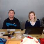 Emilie et Vincent à la table de marque